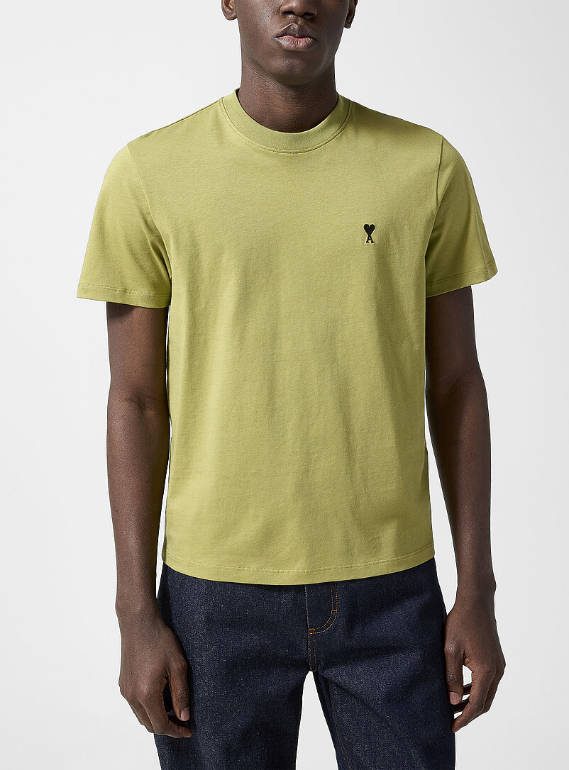 Ami: Le t-shirt Ami de C&oelig;ur Noir pour homme