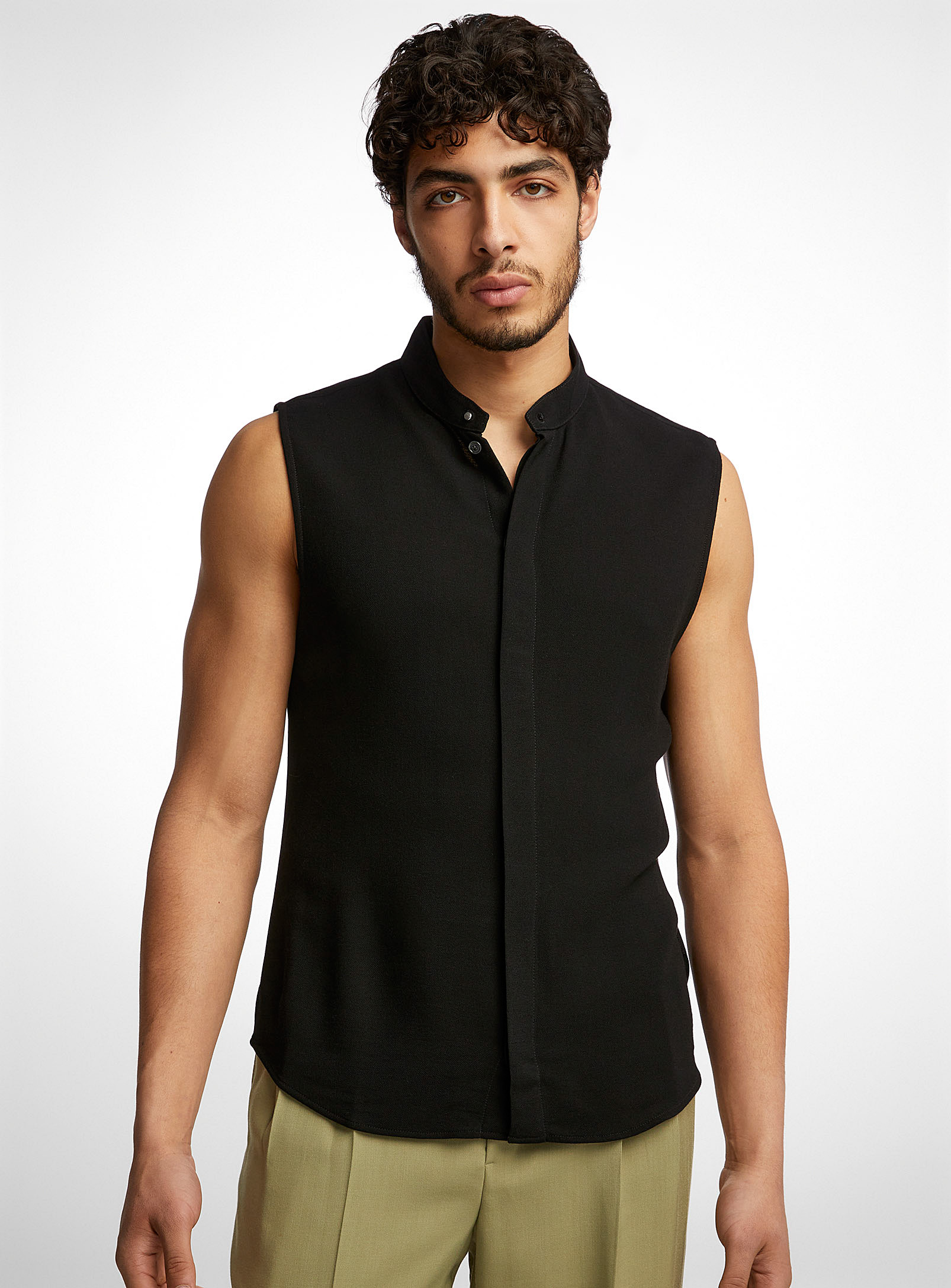 Shop Ami Alexandre Mattiussi Lightweight Knit Sleeveless Shirt In Black