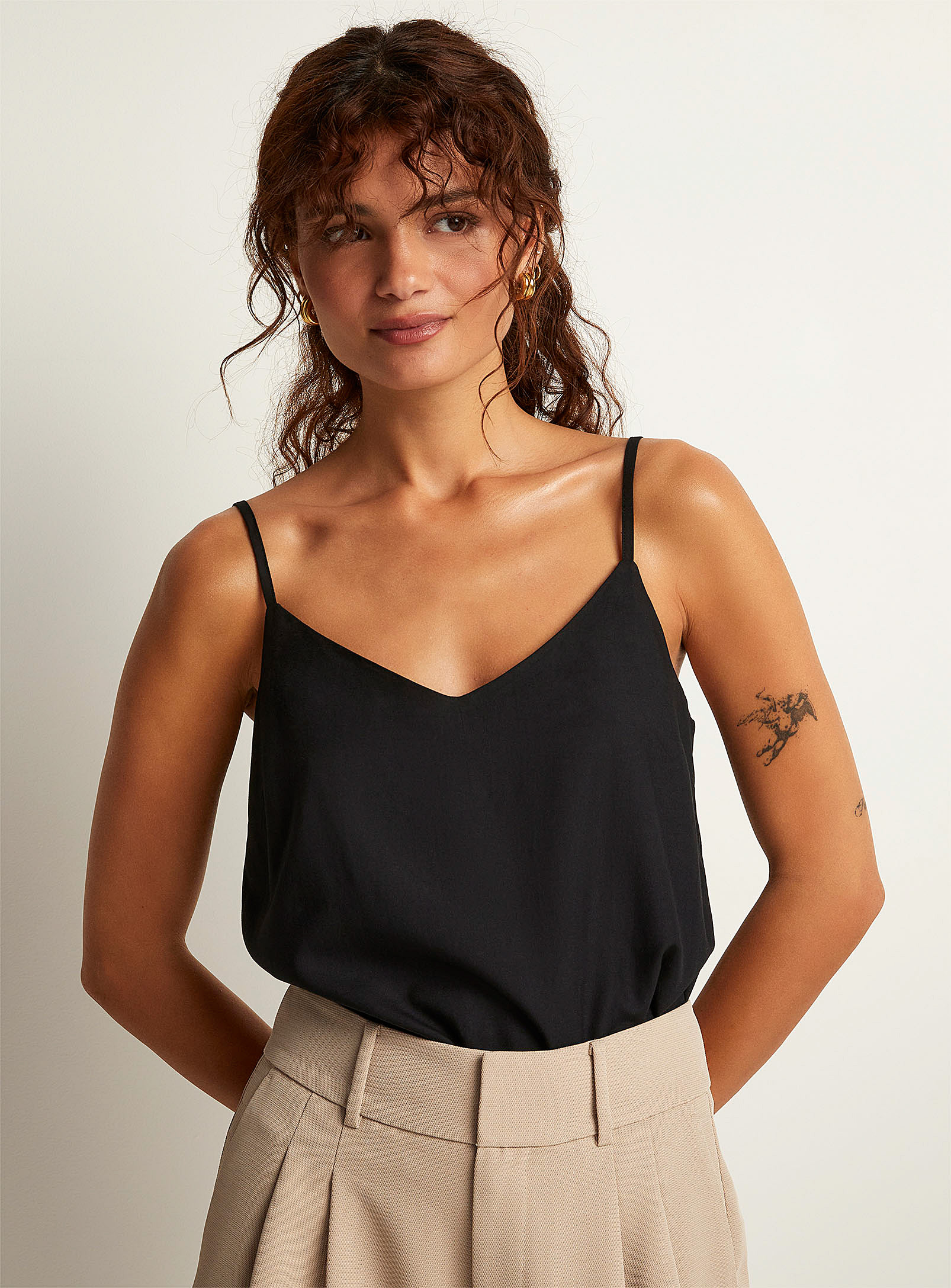 Icone Thin Straps Cropped Cami In Black