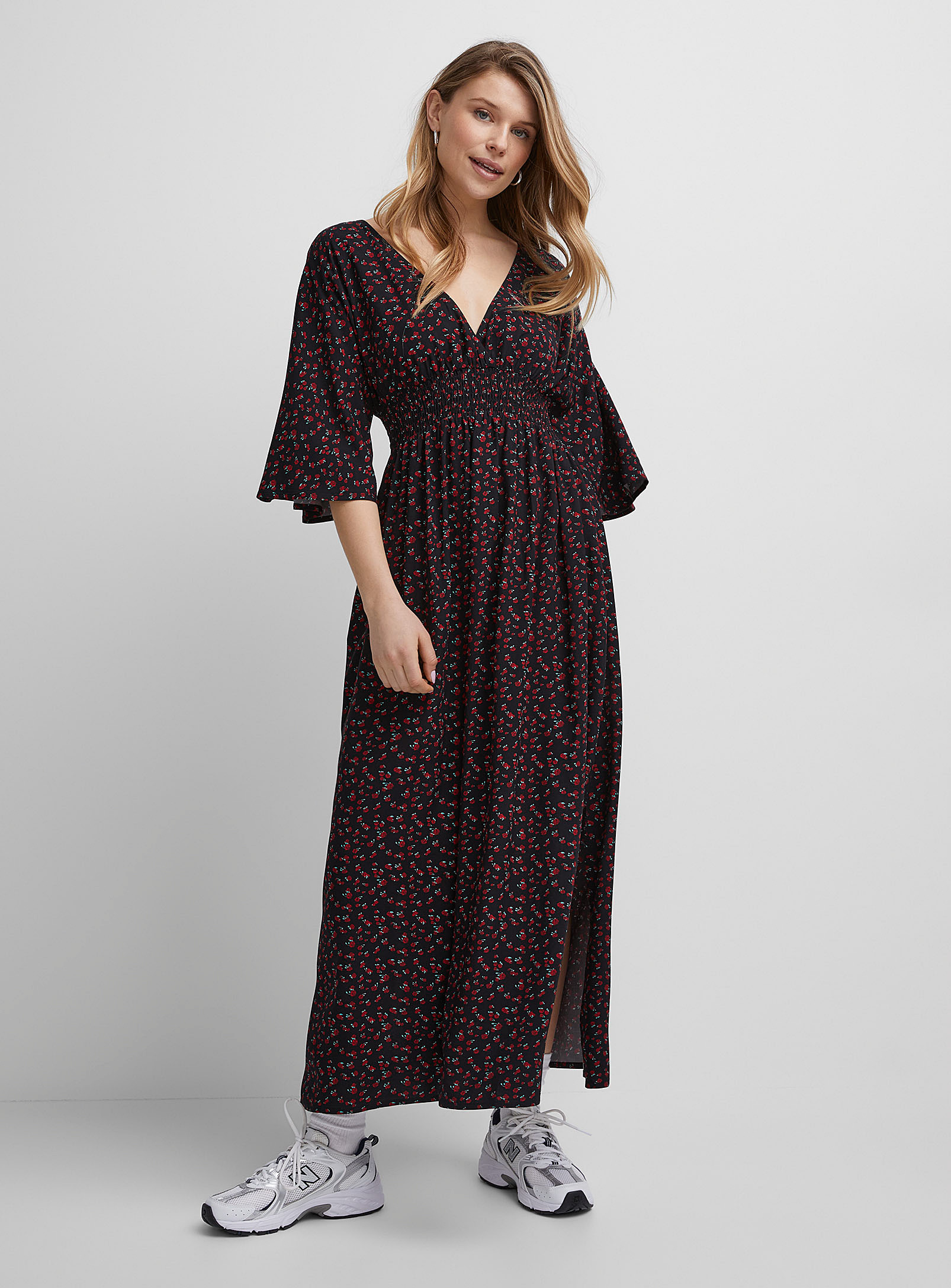 Icone Plunging V-neck Printed Long Dress In Patterned Red