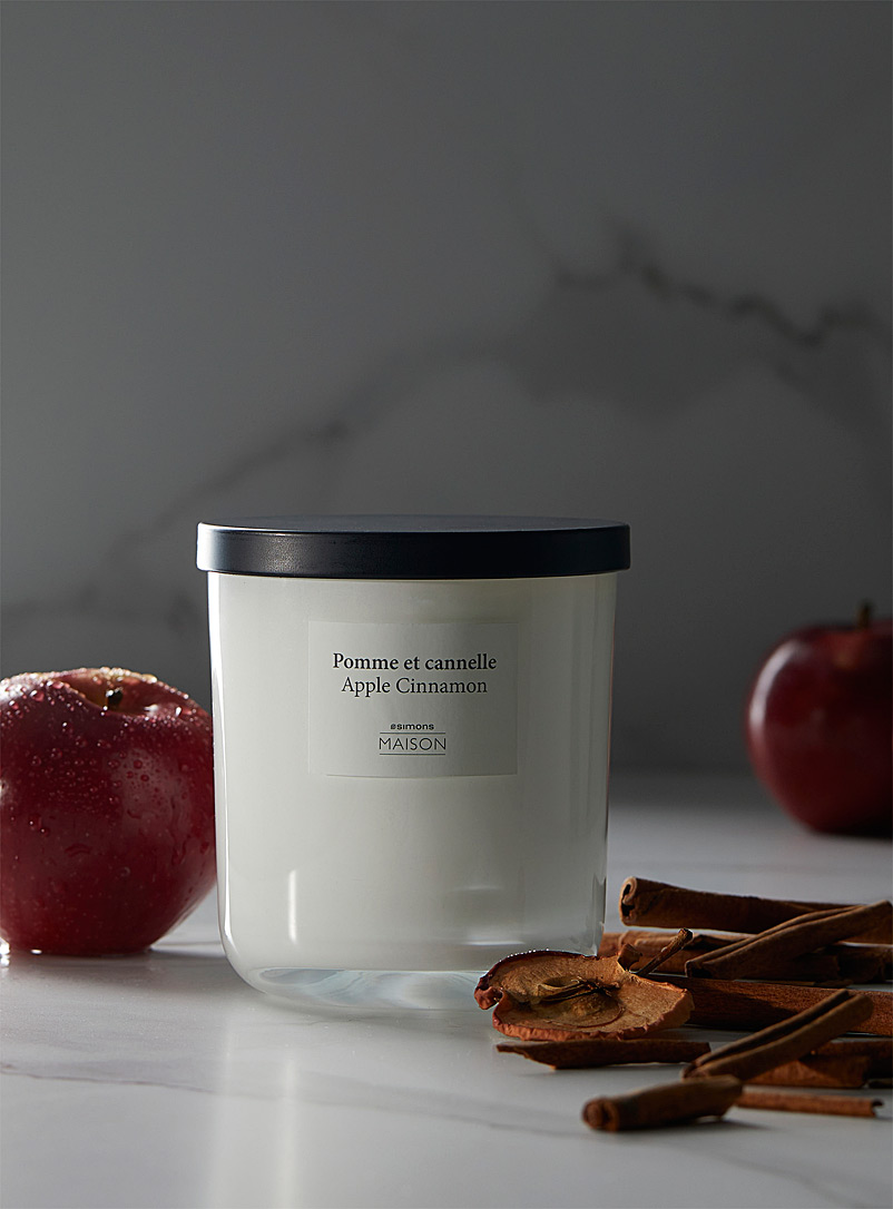 Simons Maison Assorted Apple cinnamon candle