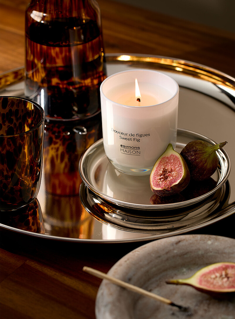 Sweet Fig scented candle product image 2
