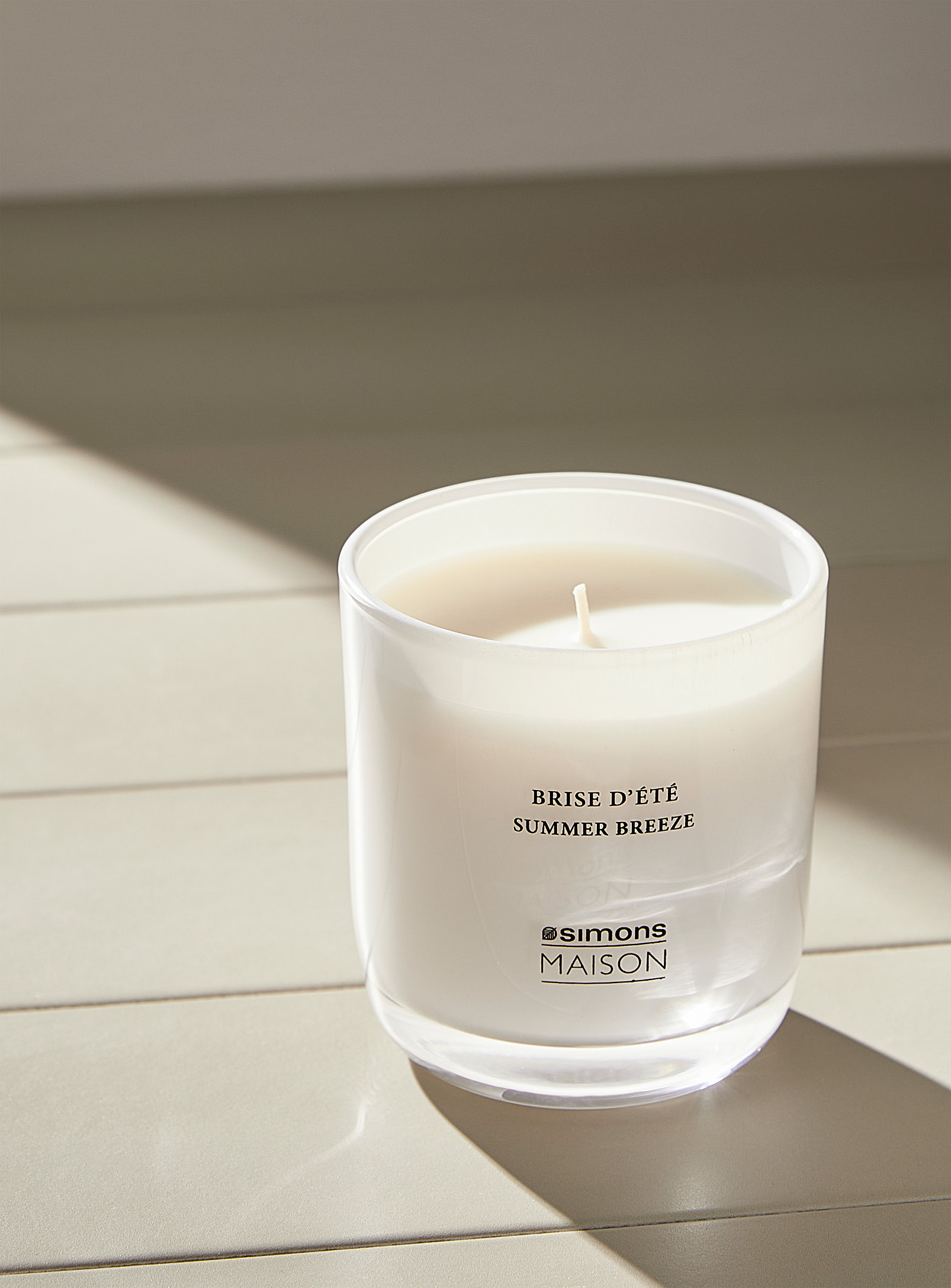 Simons Maison Summer Breeze Scented Candle In White