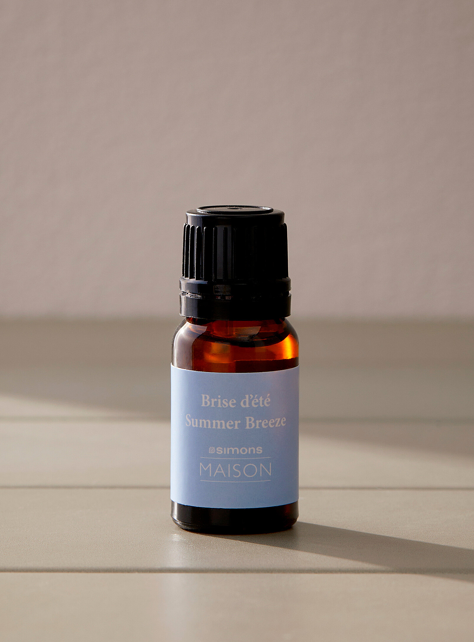 Simons Maison Summer Breeze Diffuser Oil In Blue