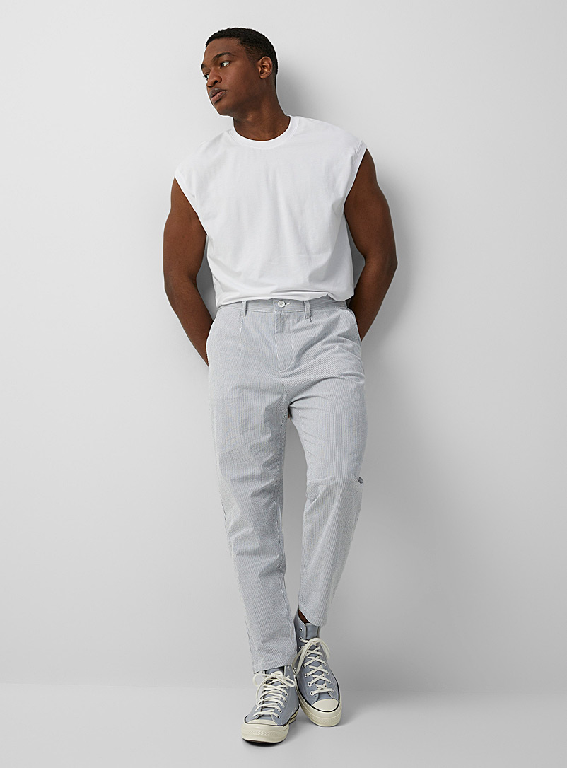 Only & Sons: Le pantalon seersucker rayé Coupe étroite Blanc à motifs pour homme