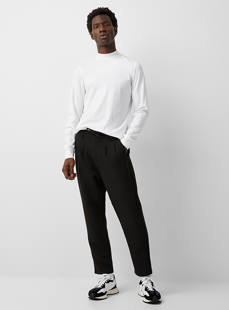Only & Sons Black Comfort-waist flat-pleat pant Tapered fit for men