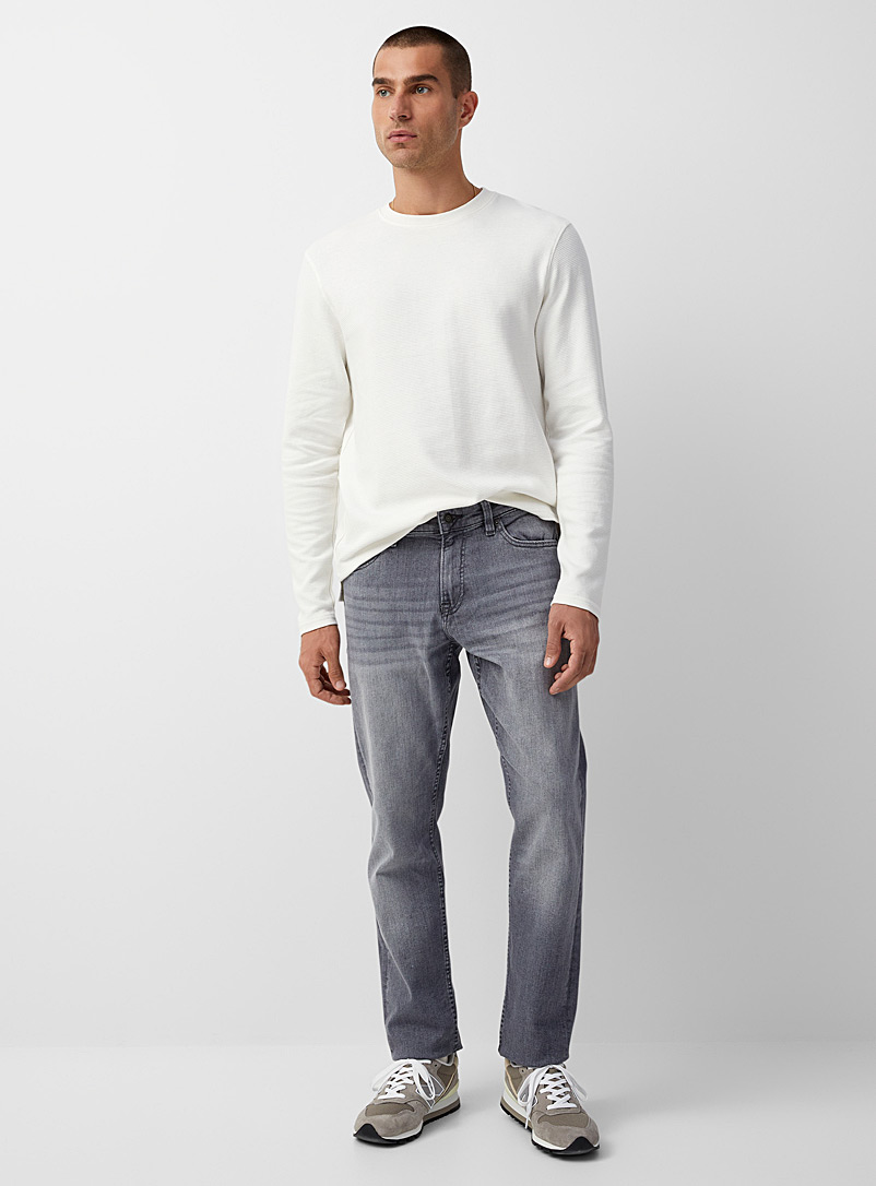 Essentials Jean Ultra Extensible Coupe Cintrée Homme - Denim Confortable