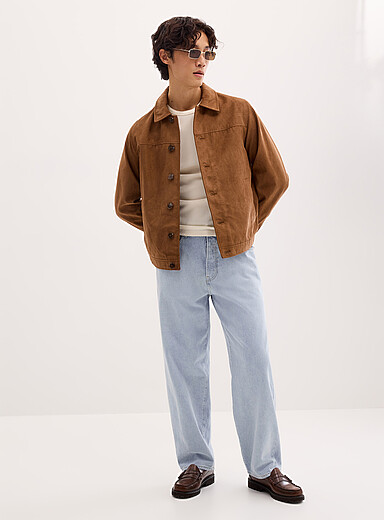 Light blue bleached jean