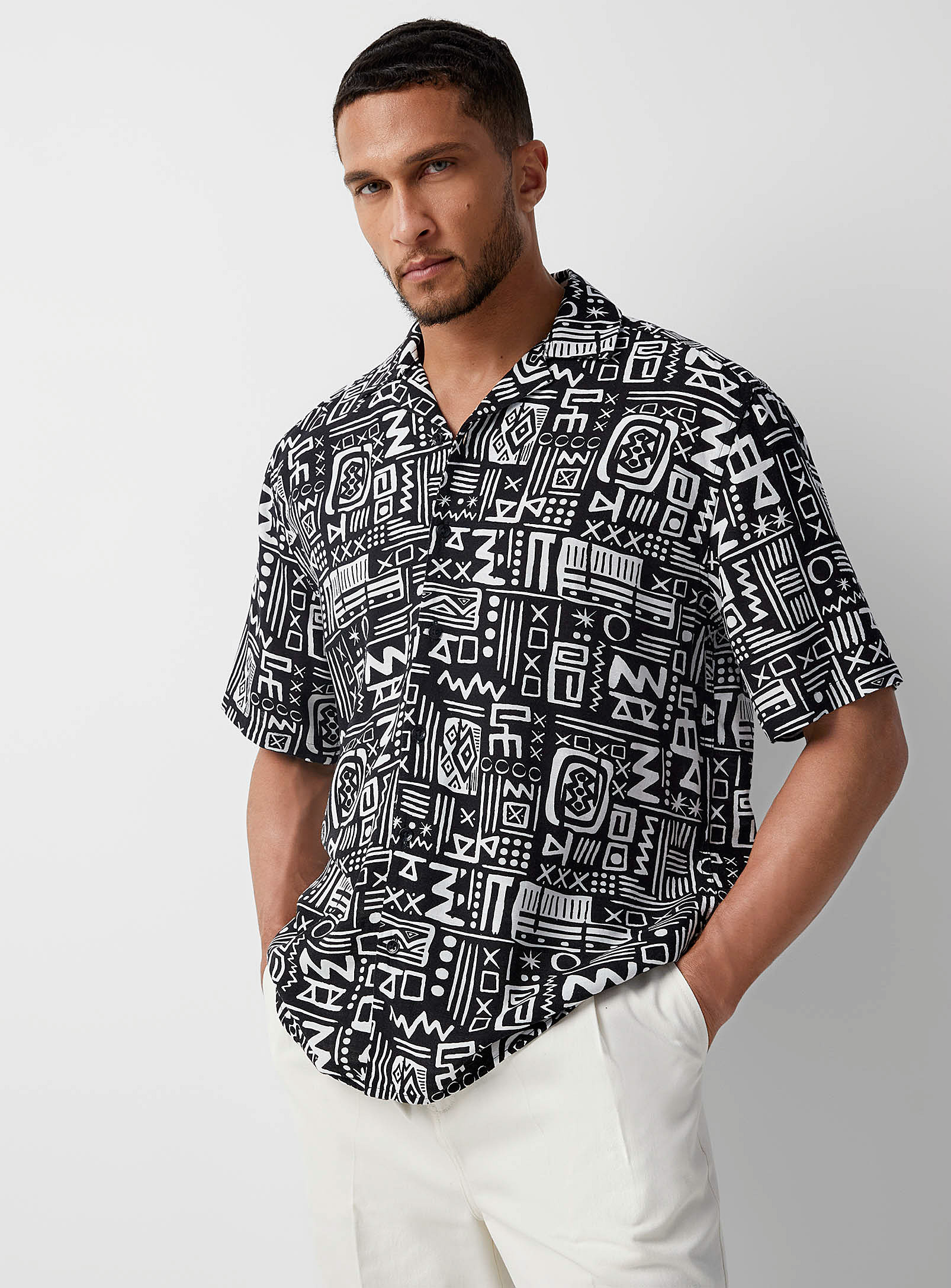 Only & Sons Hieroglyphic-pattern Camp Shirt In Black