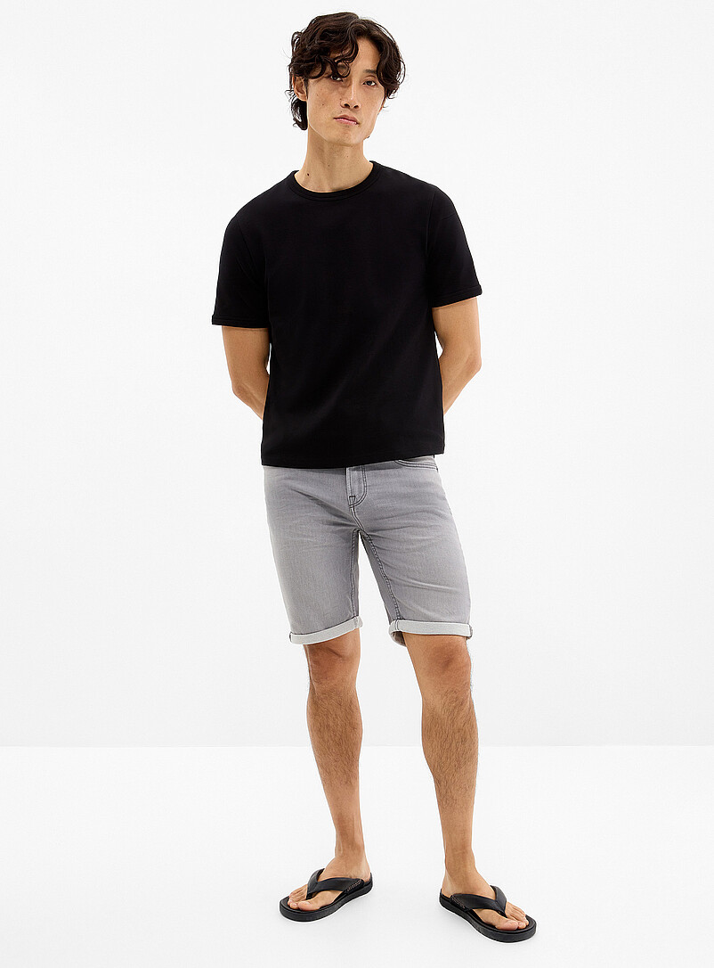 Knit-Like Underside Ash-Grey Denim Bermudas