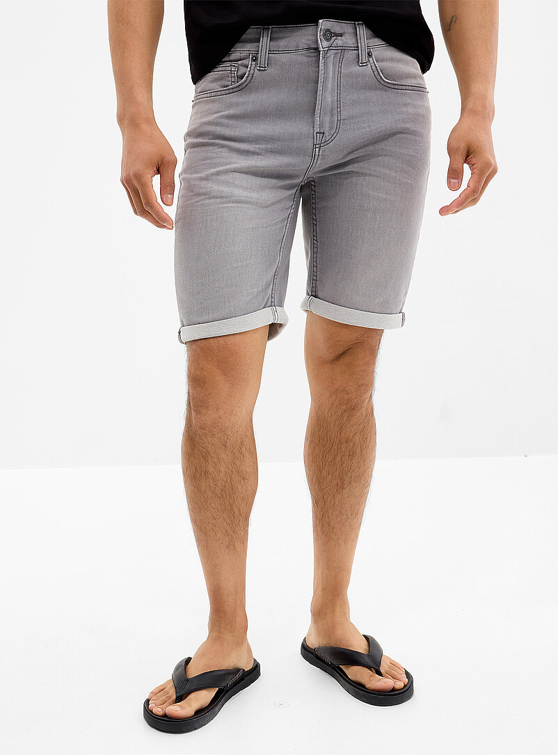 Knit-like underside ash-grey denim Bermudas product image 2