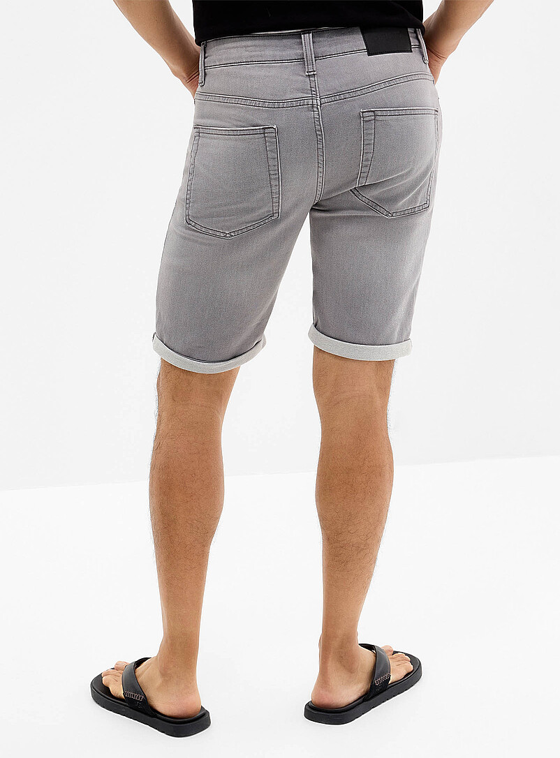Knit-like underside ash-grey denim Bermudas product image 3