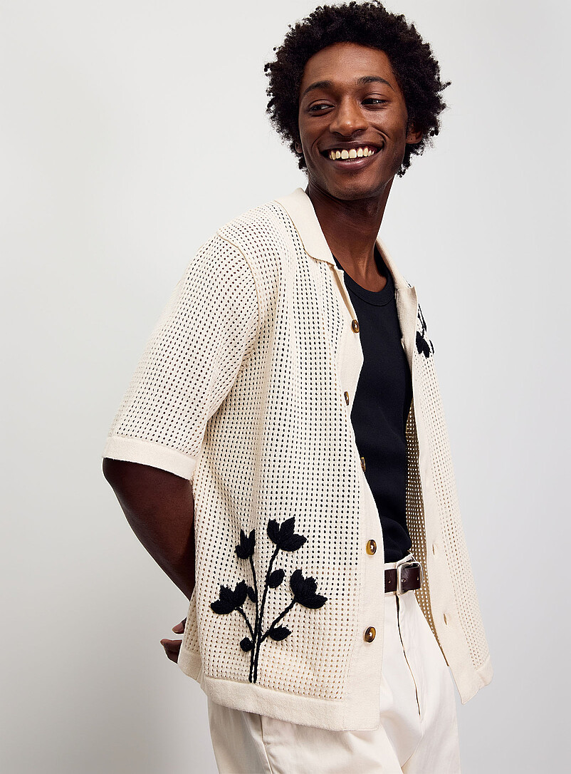 Embroidered Flower Polo-Collar Cardigan