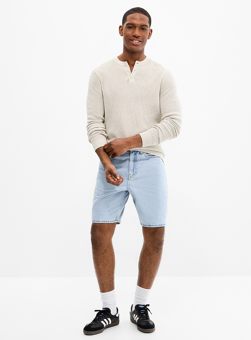 Pale Blue Jean Bermudas