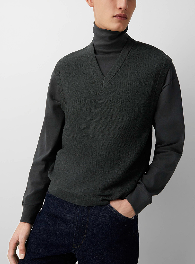 Lemaire Charcoal Merino knit V-neck sweater vest for men