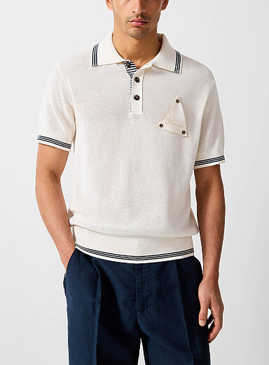 Jacquemus: Le polo bordures ray&eacute;es &eacute;cusson Voilier Blanc cass&eacute; pour homme
