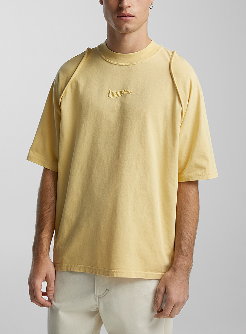 Jacquemus: Le t-shirt Camargue Jaune doré pour homme