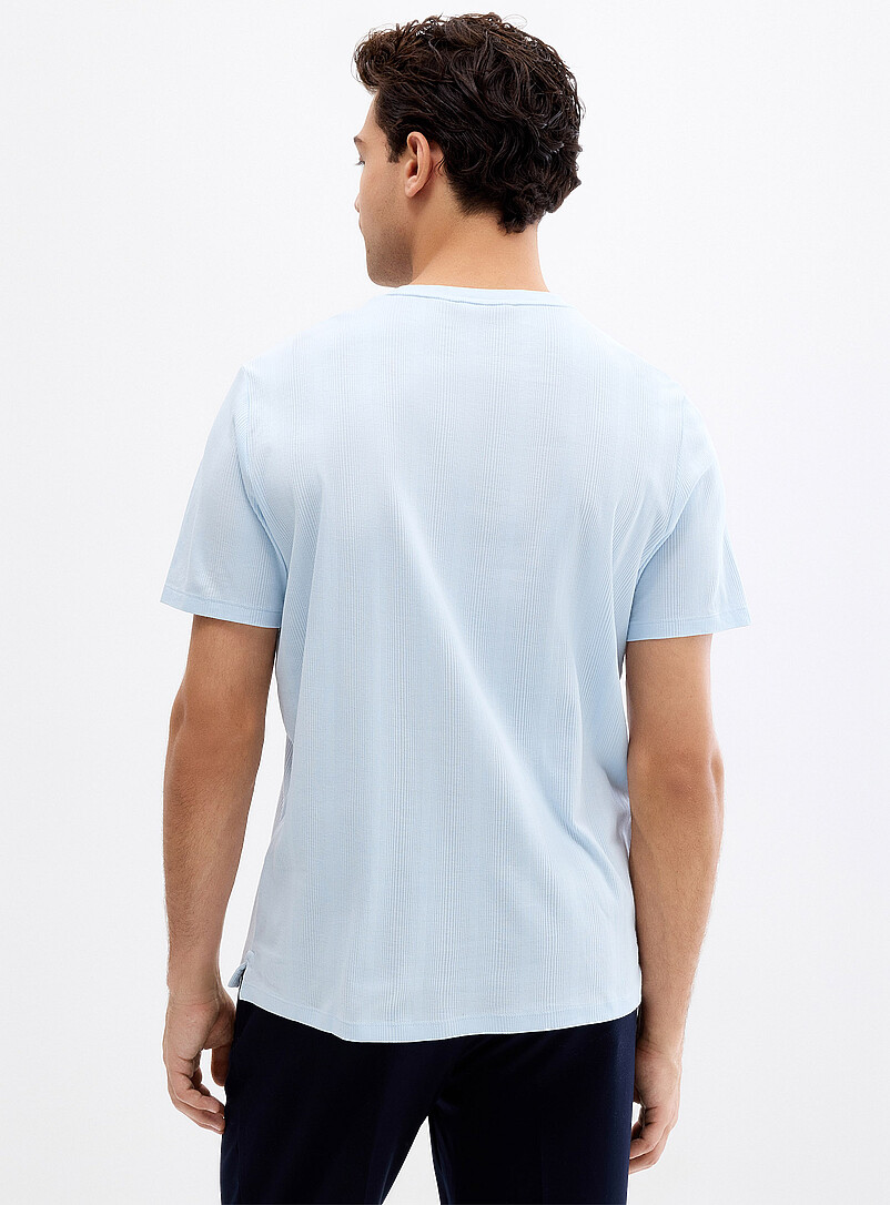 Robert Barakett: Le t-shirt rayures grav&eacute;es Noir pour homme