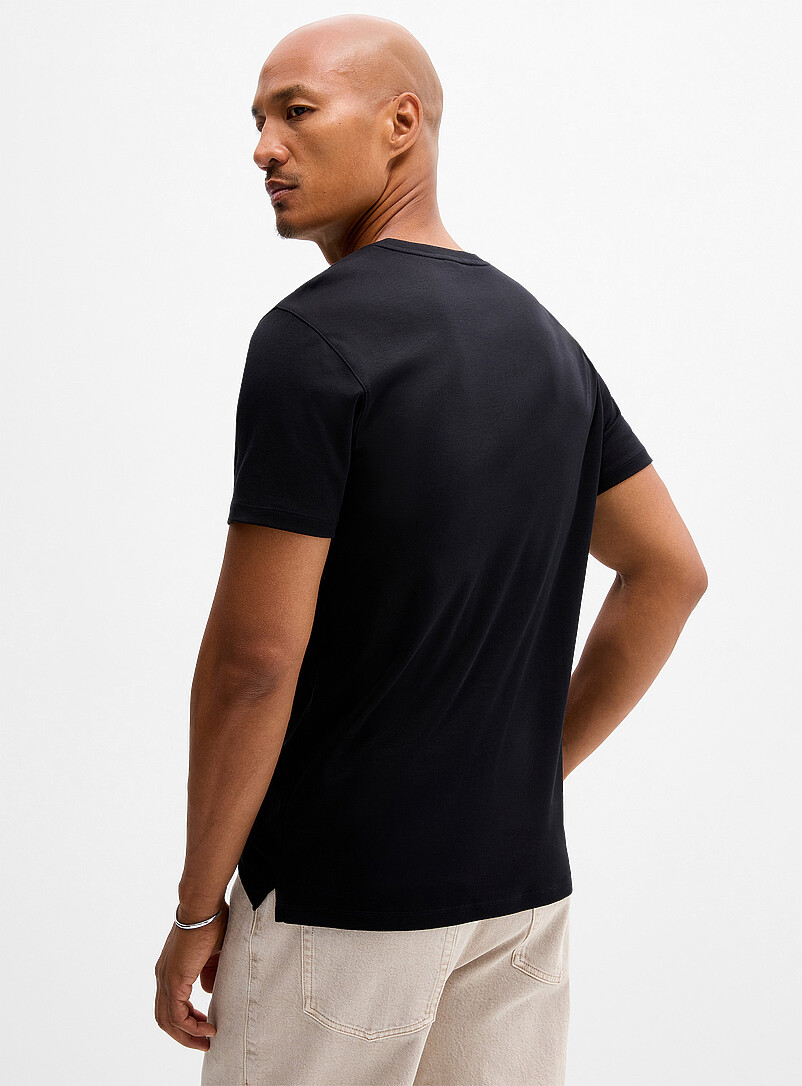 Robert Barakett: Le t-shirt col V coton pima luxueux Noir pour homme