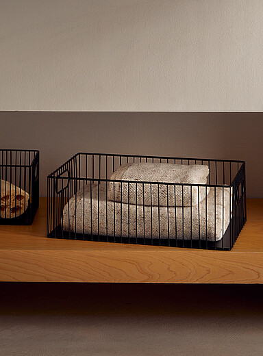 Metallic wire large rectangular basket
