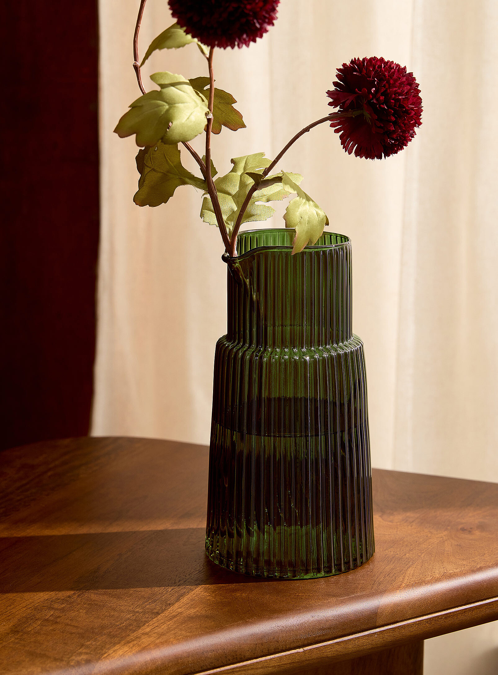 Le vase teinté fines rainures