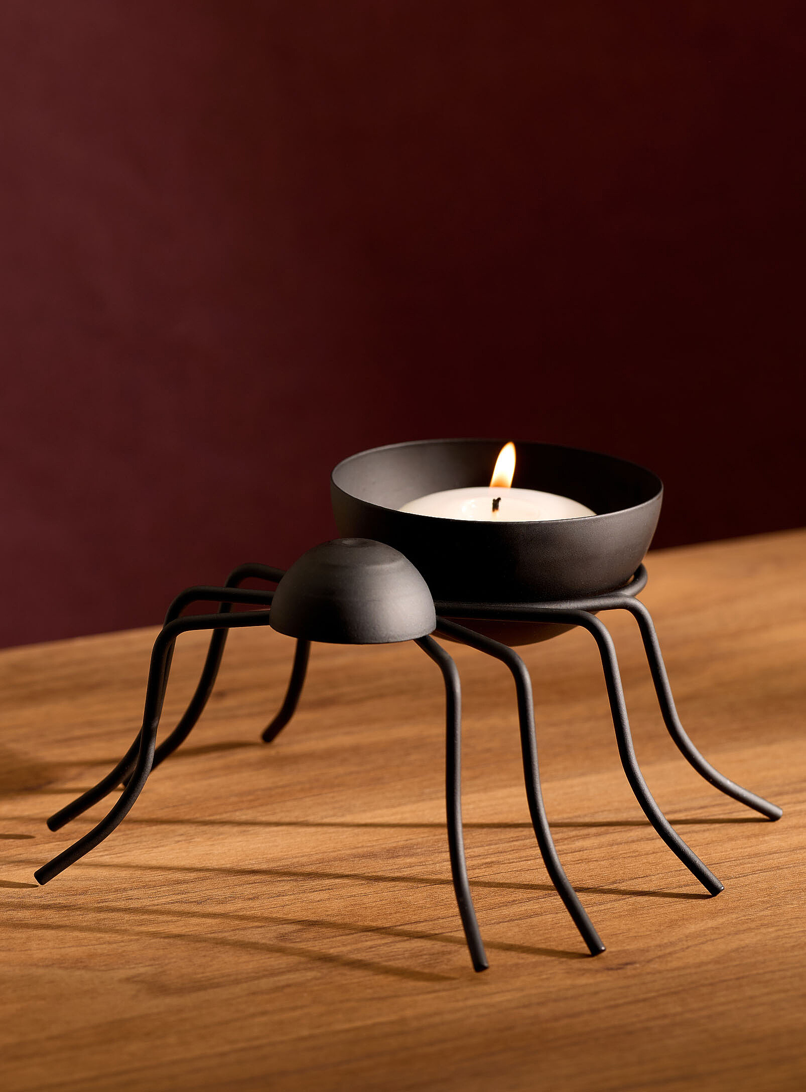 Le chandelier araignée métal noir
