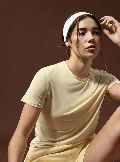 I.FIV5: Le t-shirt semi-ajust&eacute; microperfor&eacute; Jaune ma&iuml;s - Vanille pour femme