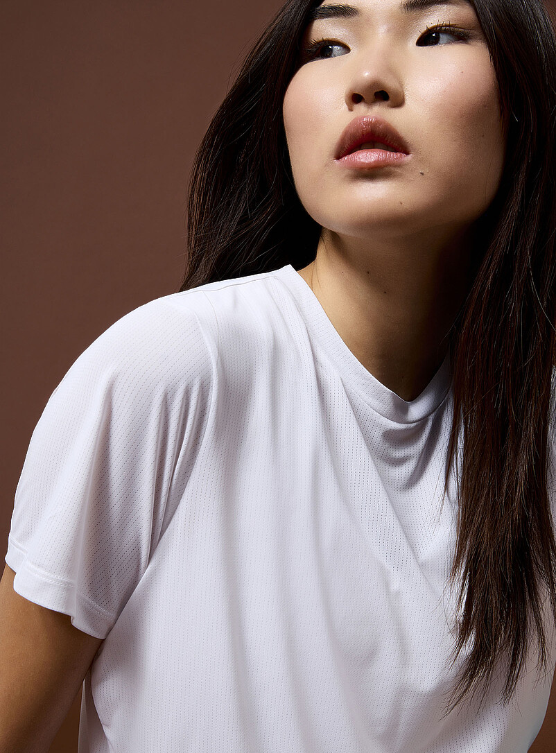 I.FIV5: Le t-shirt carr&eacute; raccourci microperfor&eacute; Noir pour femme