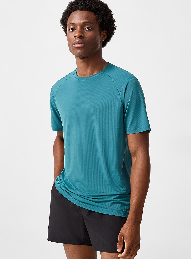 Loose micro-perforated T-shirt product image 2