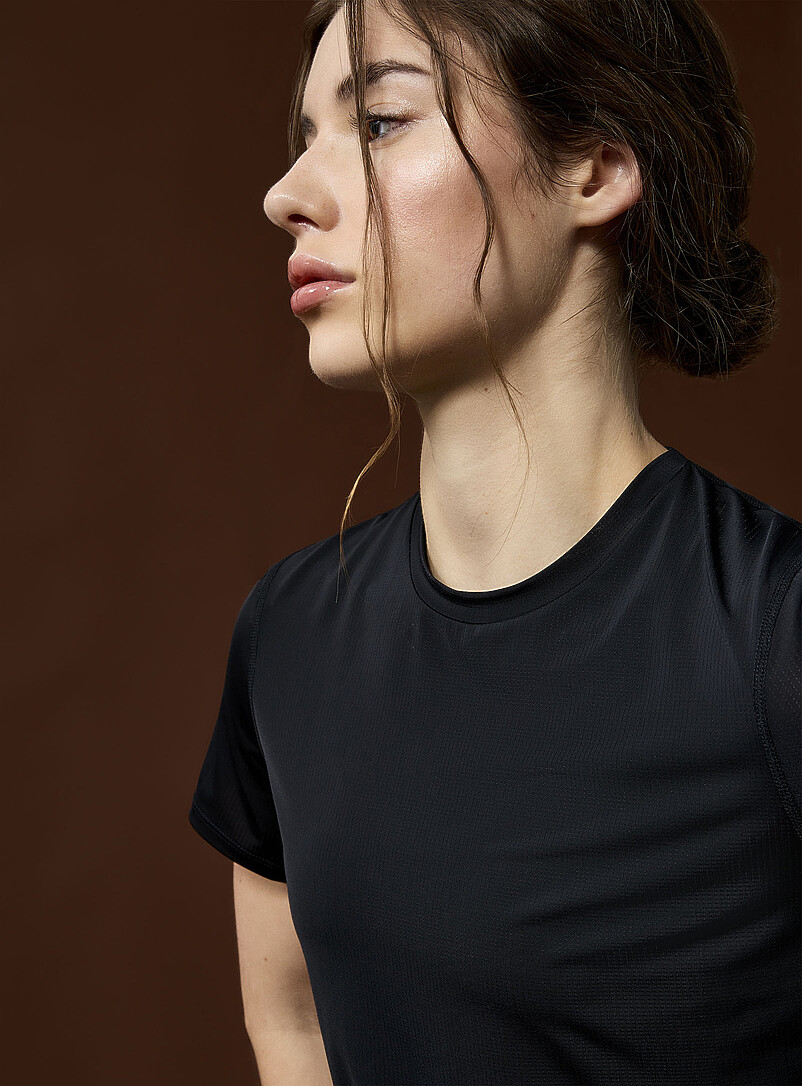 Micro-perforated semi-slim fit T-shirt product image 2
