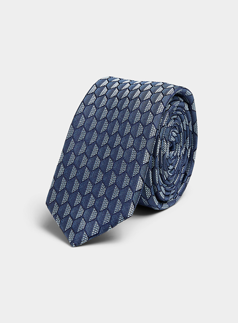 Le 31: La cravate étroite alvéoles deux tons Bleu marine - Bleu nuit pour homme