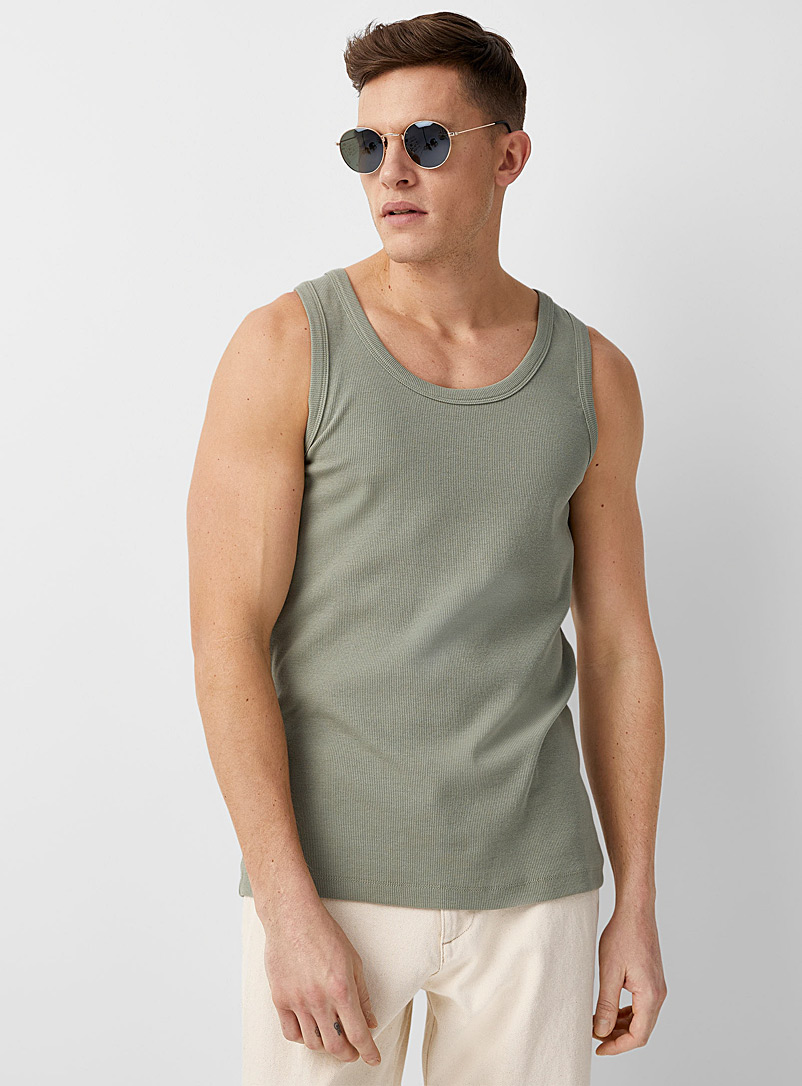 Le 31 Mossy Green Minimalist ribbed tank for men