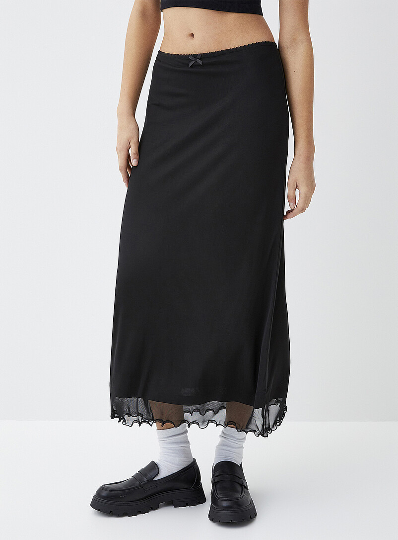 Twik: La jupe filet bord frisons Noir pour femme