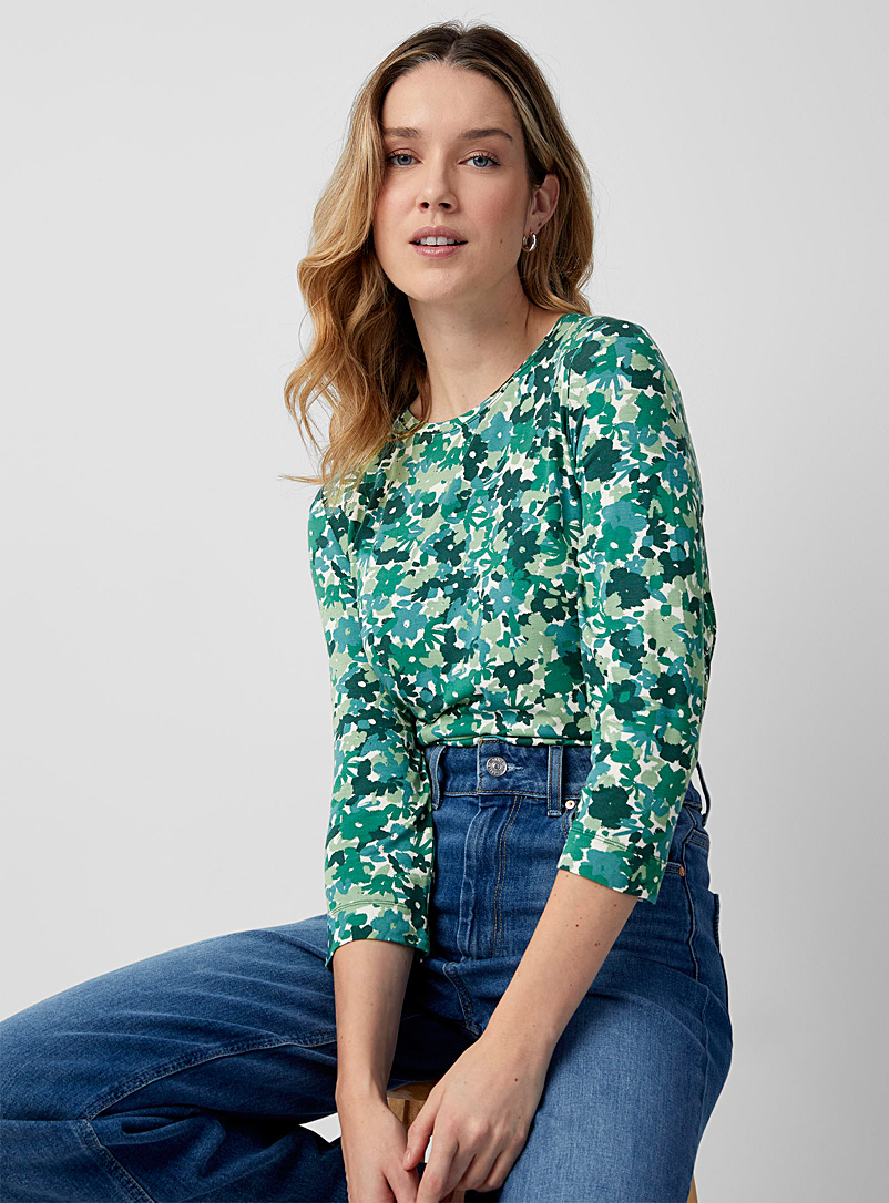 Contemporaine Patterned Green Flowy print T-shirt for women