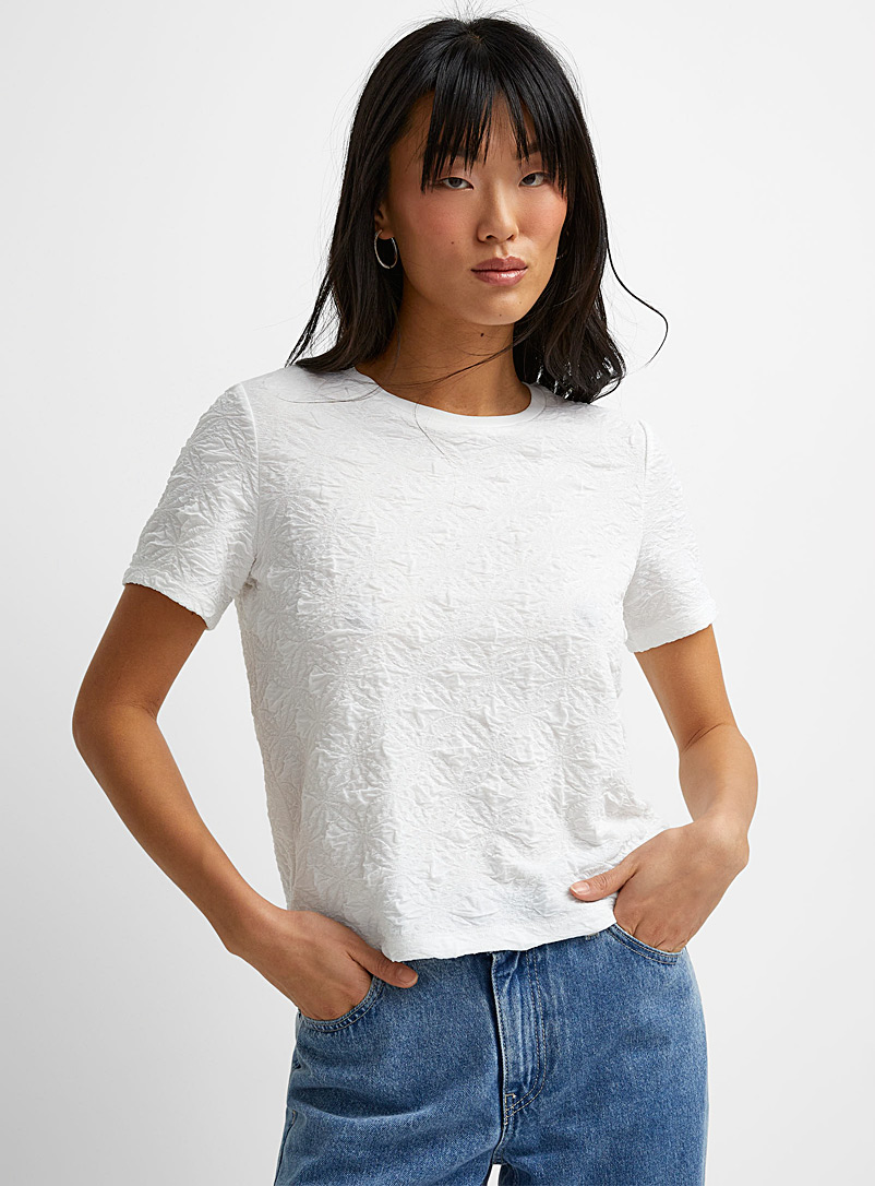 Icône: Le t-shirt col rond texture 3D Blanc pour femme