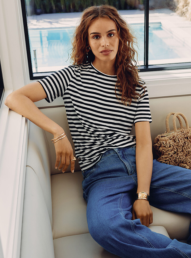 Prints T-Shirts for Women | Simons Canada