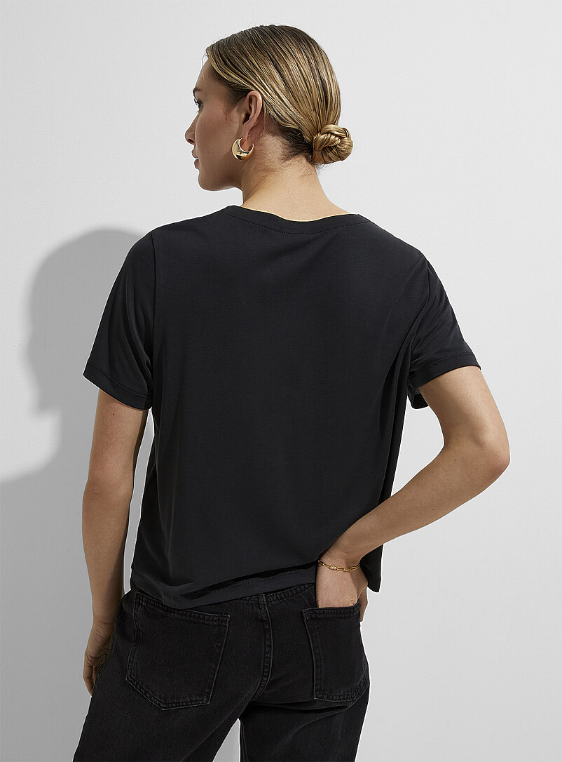 Ic&ocirc;ne Black Flowy peachskin boxy-fit T-shirt for women