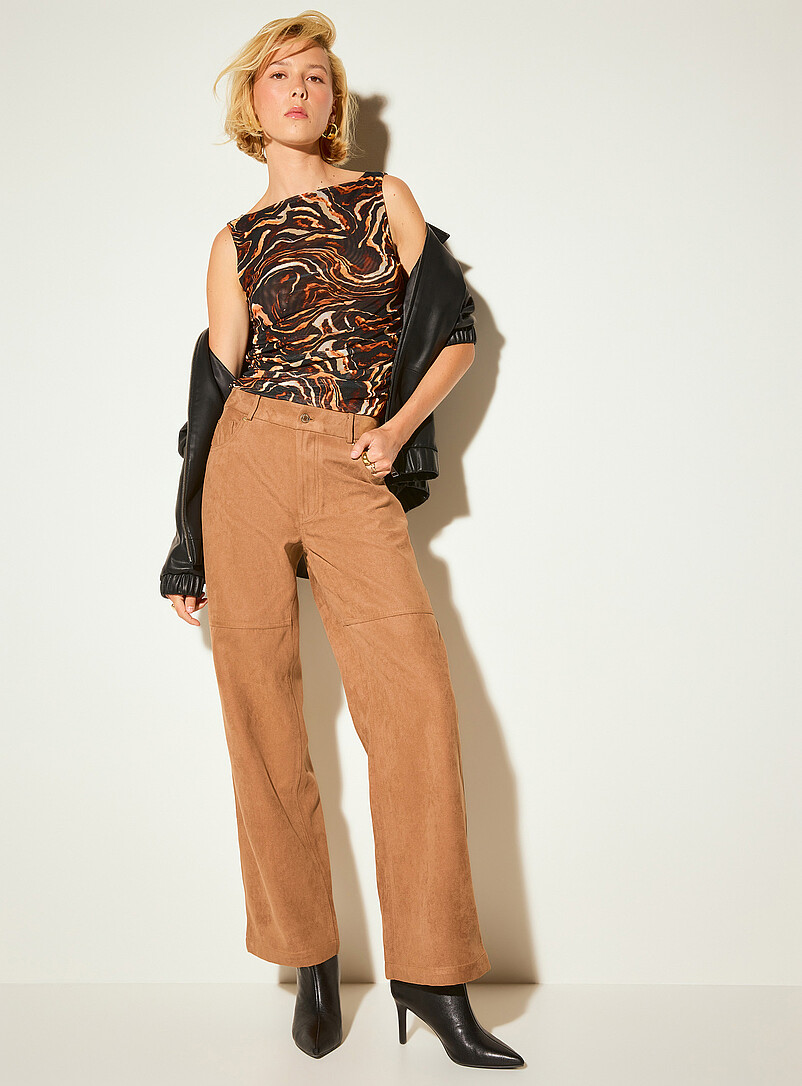 Ic&ocirc;ne Chocolate/Espresso Gathered micromesh cami for women