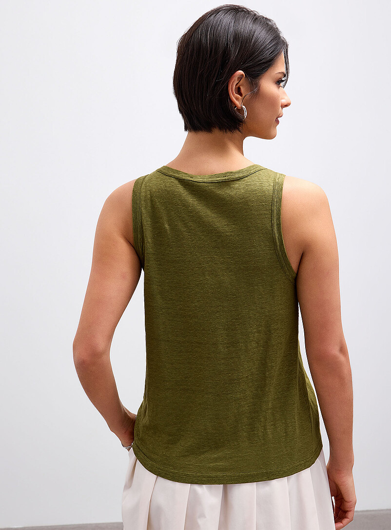 Contemporaine Burgundy Solid pure linen crew-neck cami for women