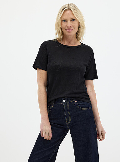 Le t-shirt uni col rond pur lin