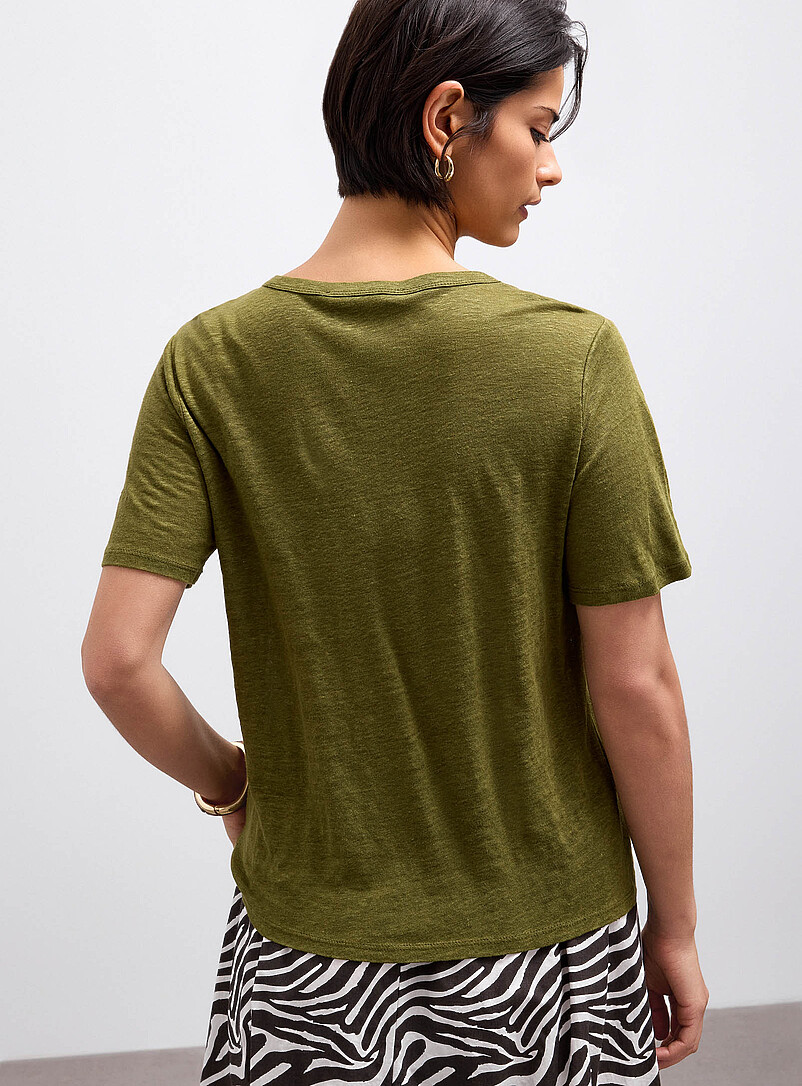 Contemporaine: Le t-shirt uni col rond pur lin Blanc cass&eacute; pour femme