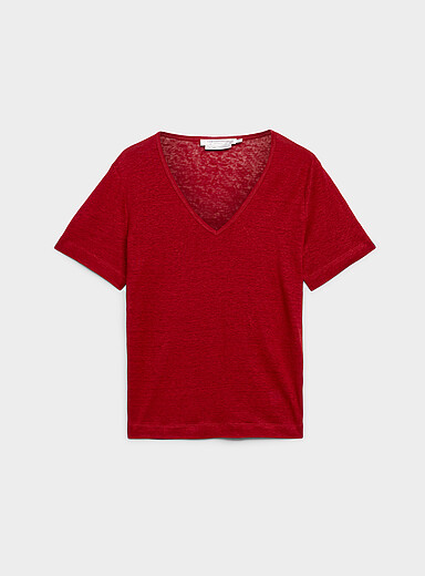 Le t-shirt col V pur lin