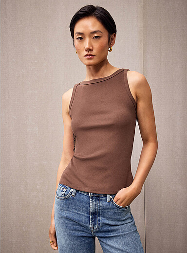 Contemporaine Brown Fitted ribbed boat-neck cami for women