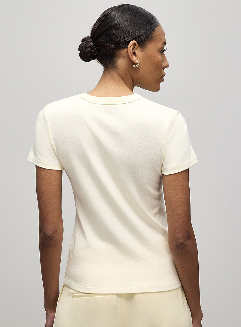 Contemporaine: Le t-shirt ajust&eacute; col rond Bleu p&acirc;le - Bleu ciel pour femme