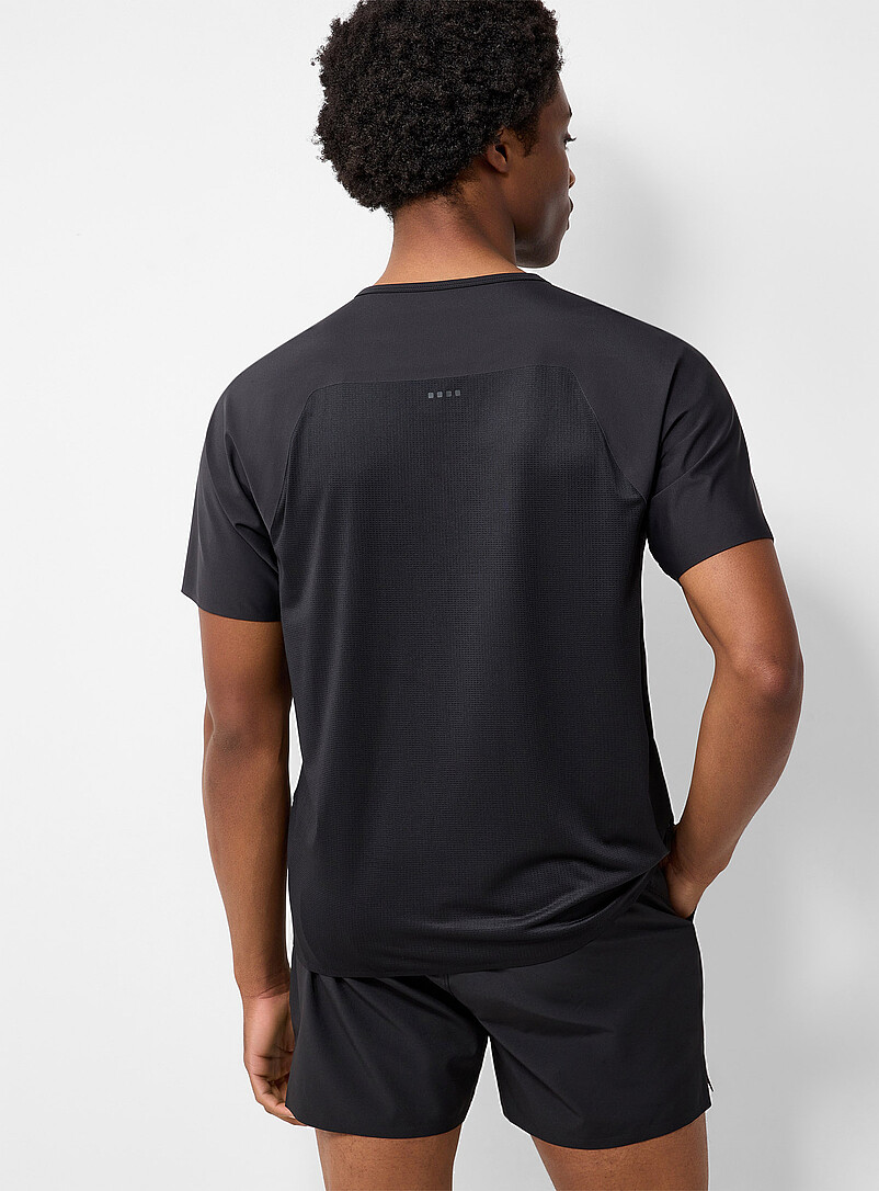 I.FIV5: Le t-shirt dos microperfor&eacute; Noir pour homme