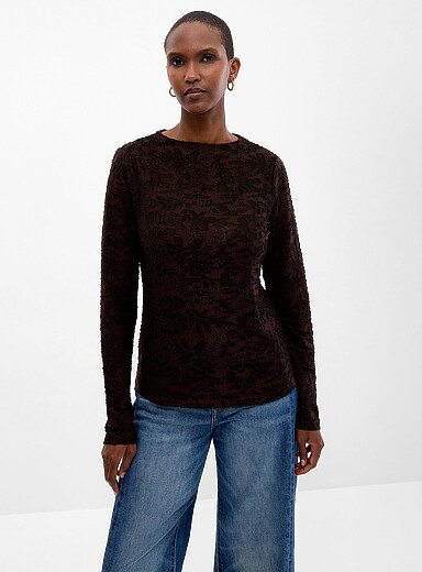 Contemporaine: Le t-shirt microfilet fleurs floqu&eacute;es Chocolat - Espresso pour femme