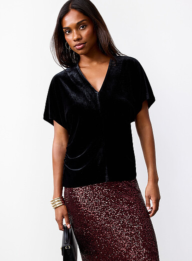 Gathered waist velvet cap-sleeve T-shirt