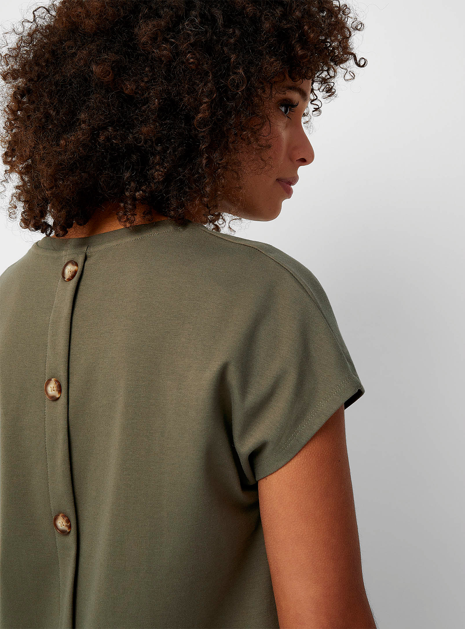 Contemporaine Buttoned Back Cap-sleeve T-shirt In Mossy Green