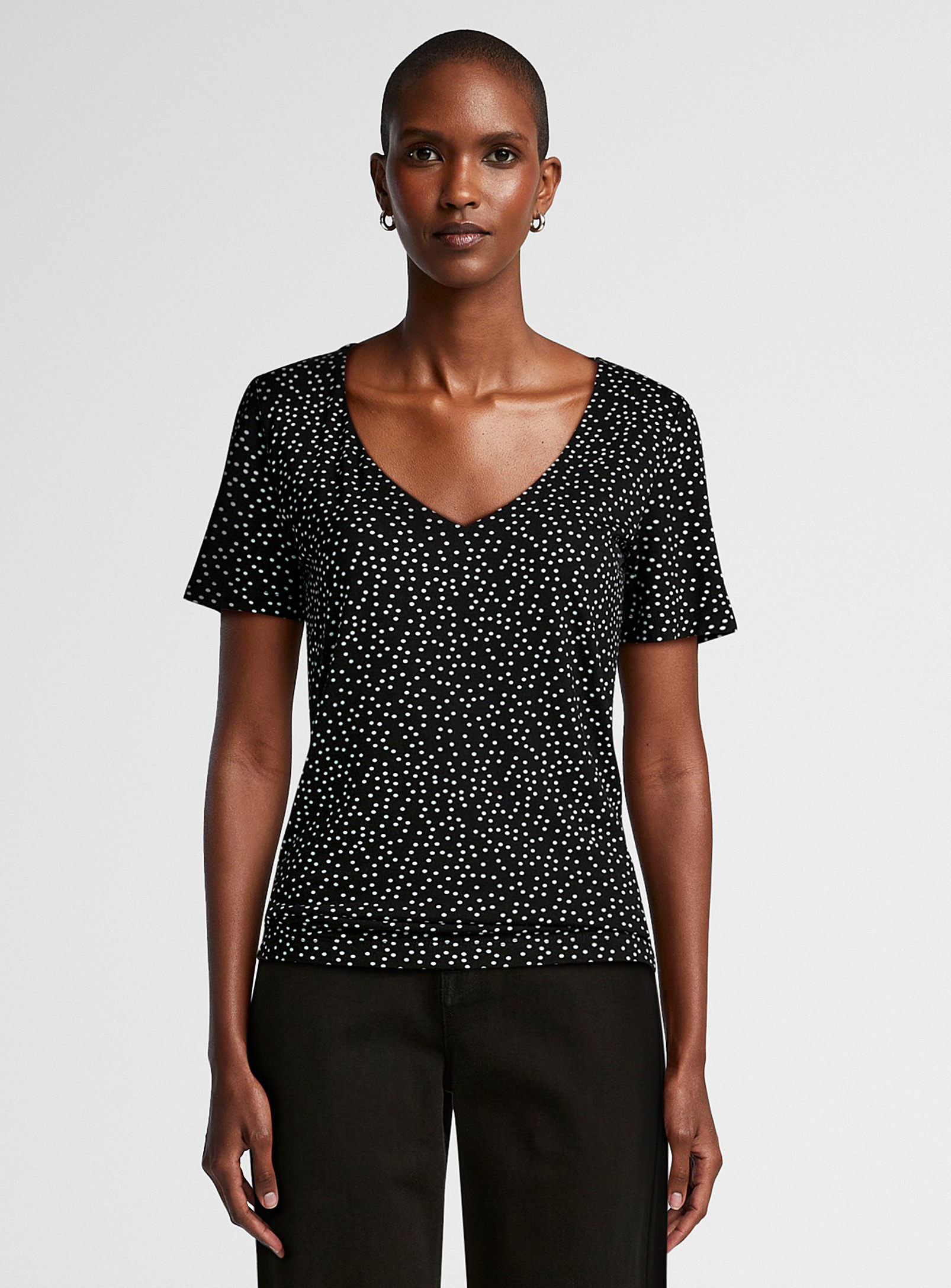 Contemporaine Patterned Flowy V-neck T-shirt In Black And White