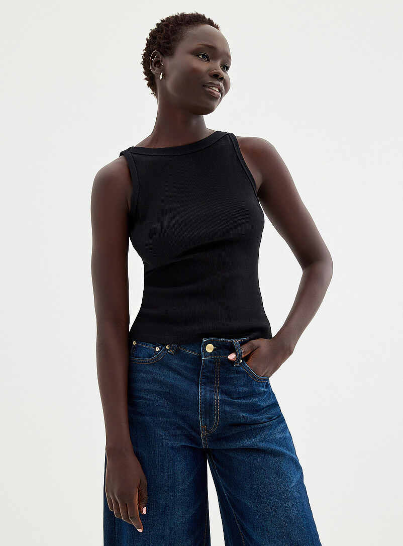 Fitted ribbed boat-neck cami product image (primary)